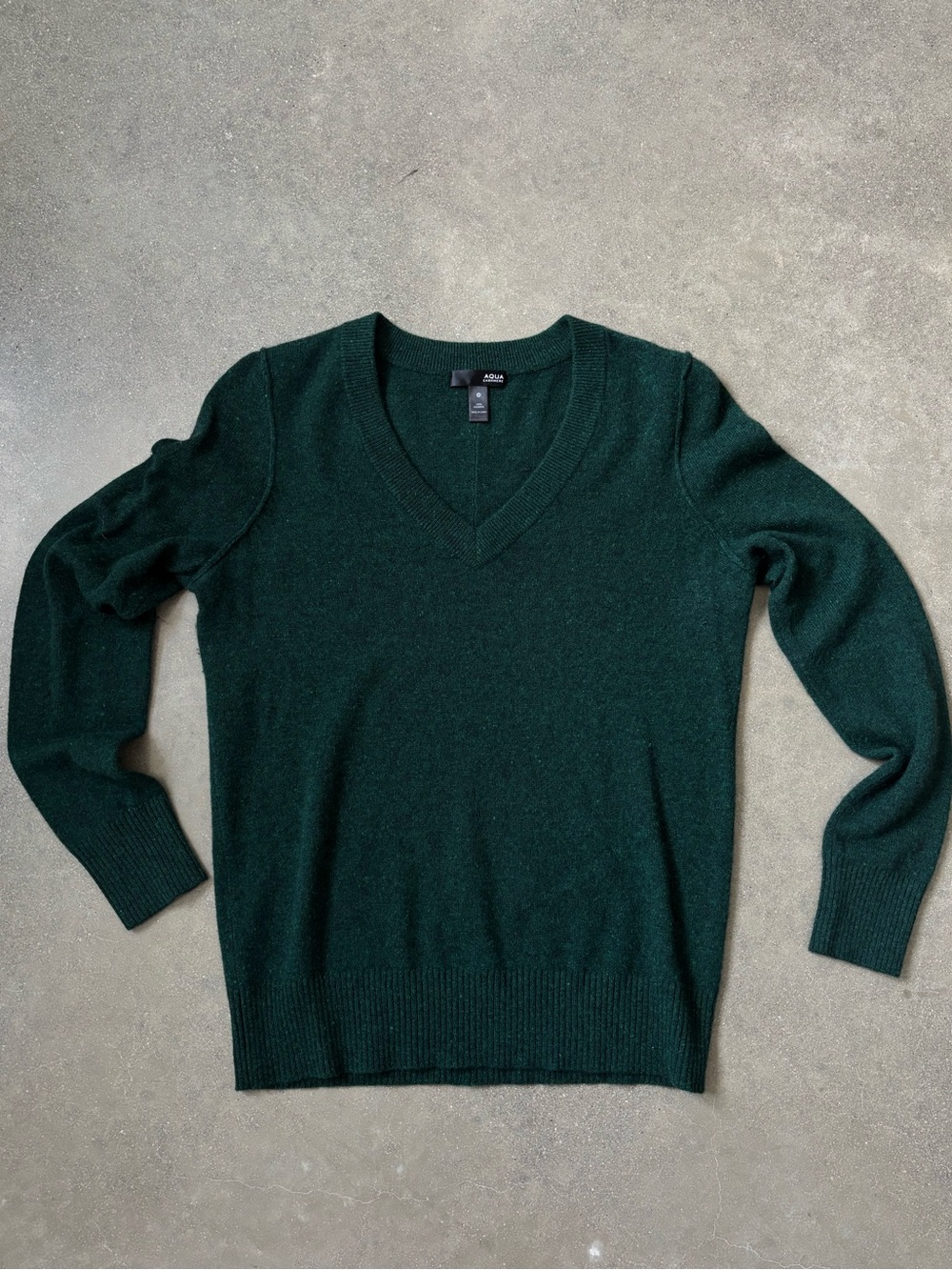 Bloomingdale’s Aqua Cashmere | Green | Size M